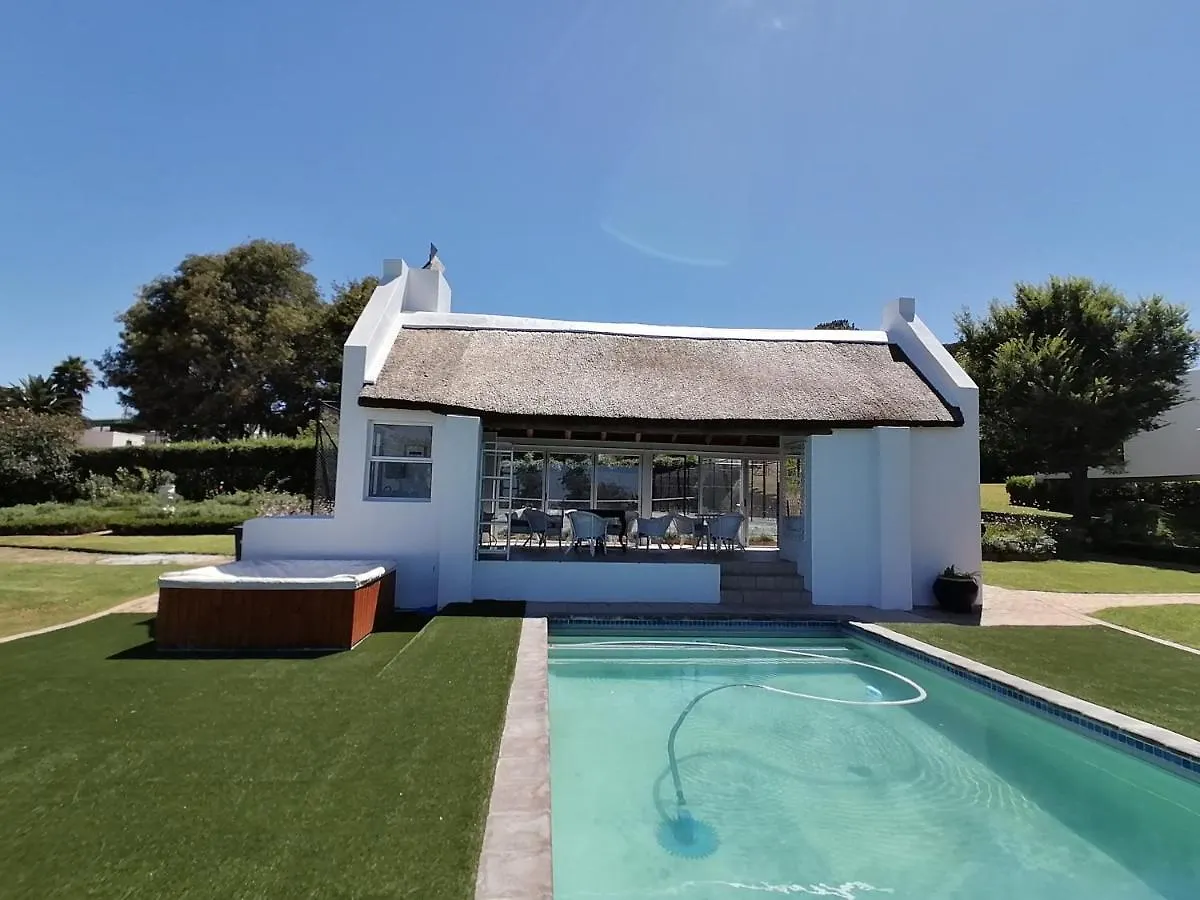 Avontuur Manor House And Wine Estate Bed & Breakfast Somerset West